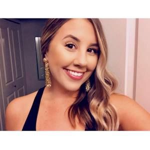 Meet your Posher, Lauren